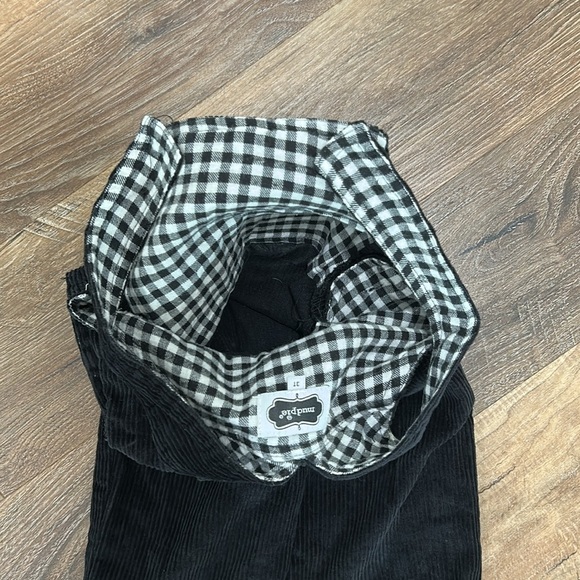 Mudpie 100% Cotton Black Corduroy Red Truck Christmas Overalls Toddler Size 2T - Picture 10 of 10